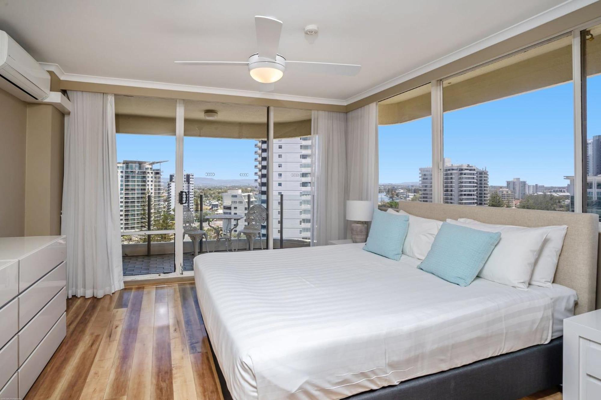 Dorchester On The Beach Gold Coast Exteriér fotografie