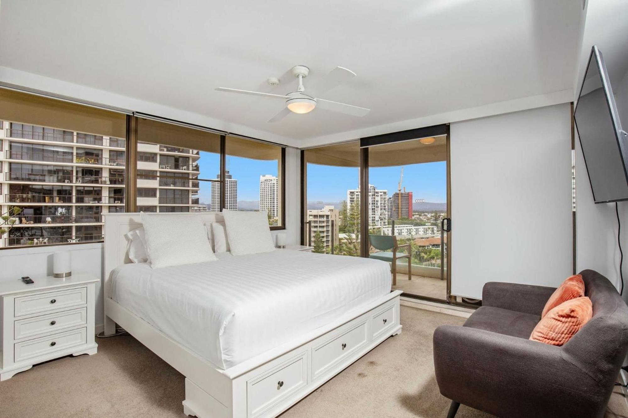 Dorchester On The Beach Gold Coast Exteriér fotografie