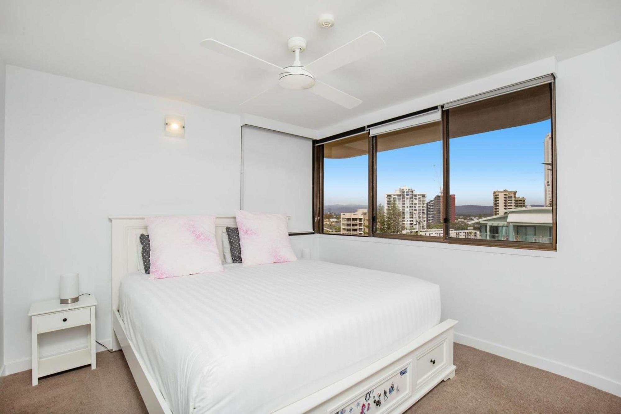 Dorchester On The Beach Gold Coast Exteriér fotografie