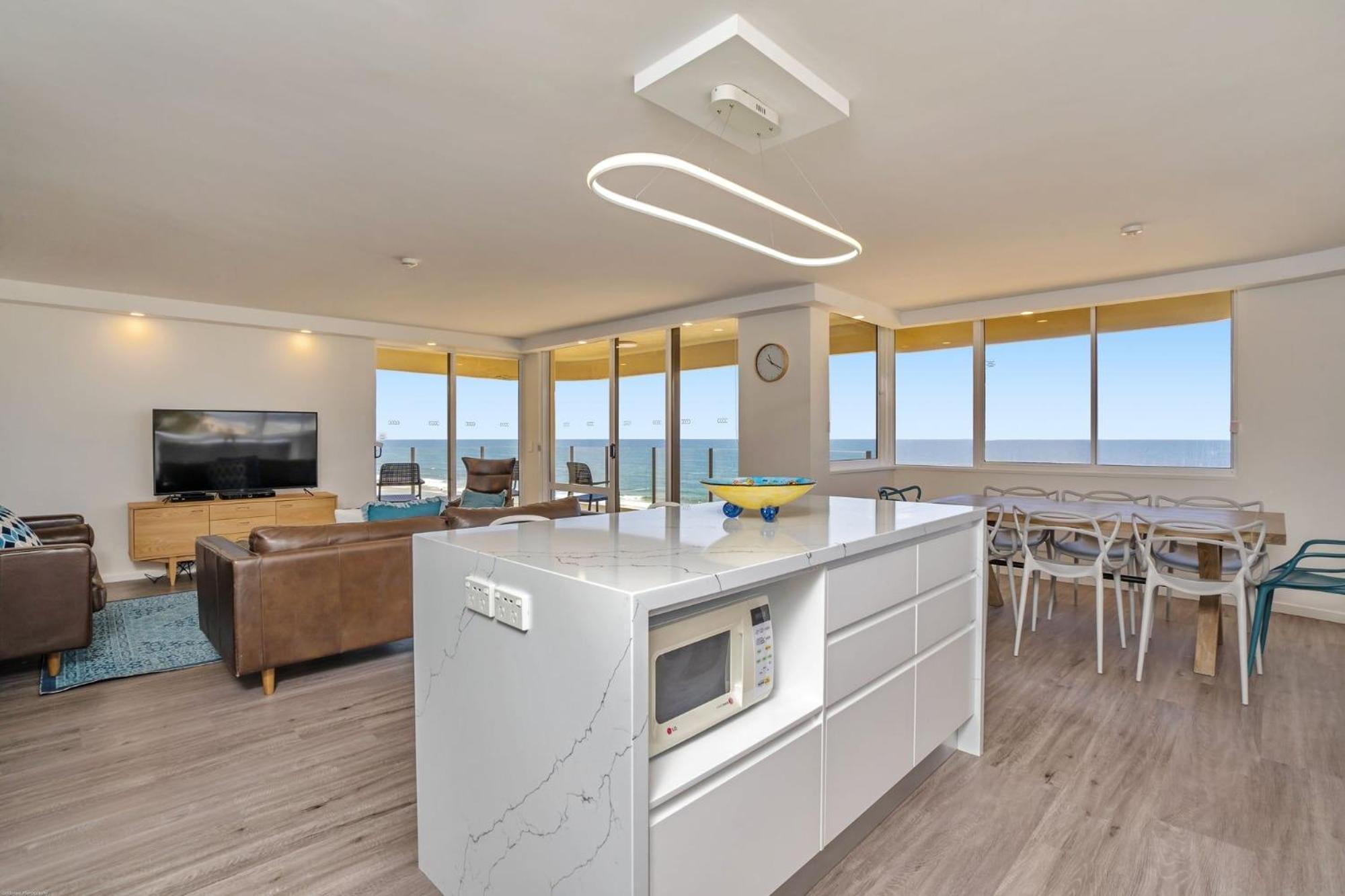 Dorchester On The Beach Gold Coast Exteriér fotografie
