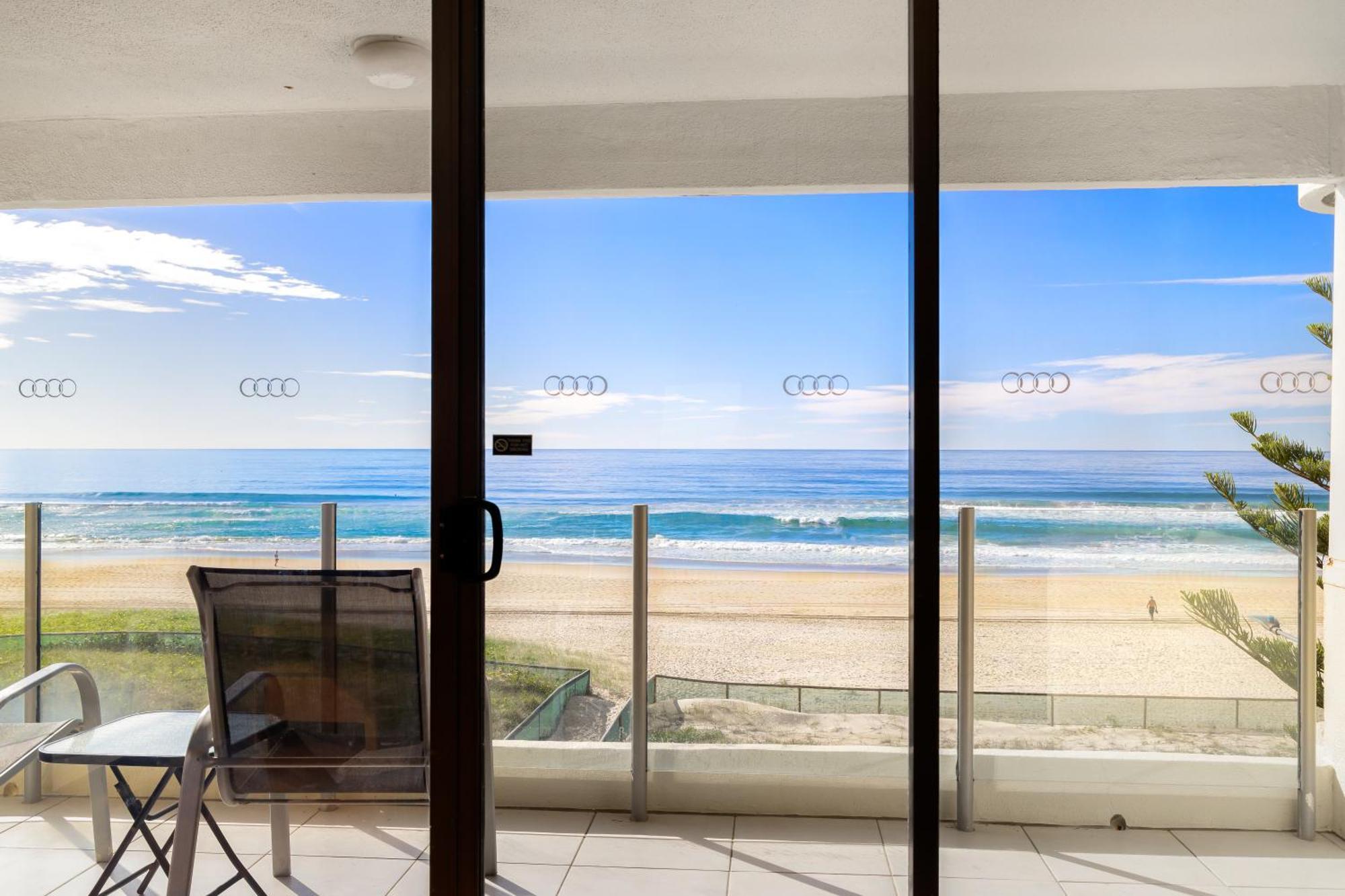 Dorchester On The Beach Gold Coast Exteriér fotografie