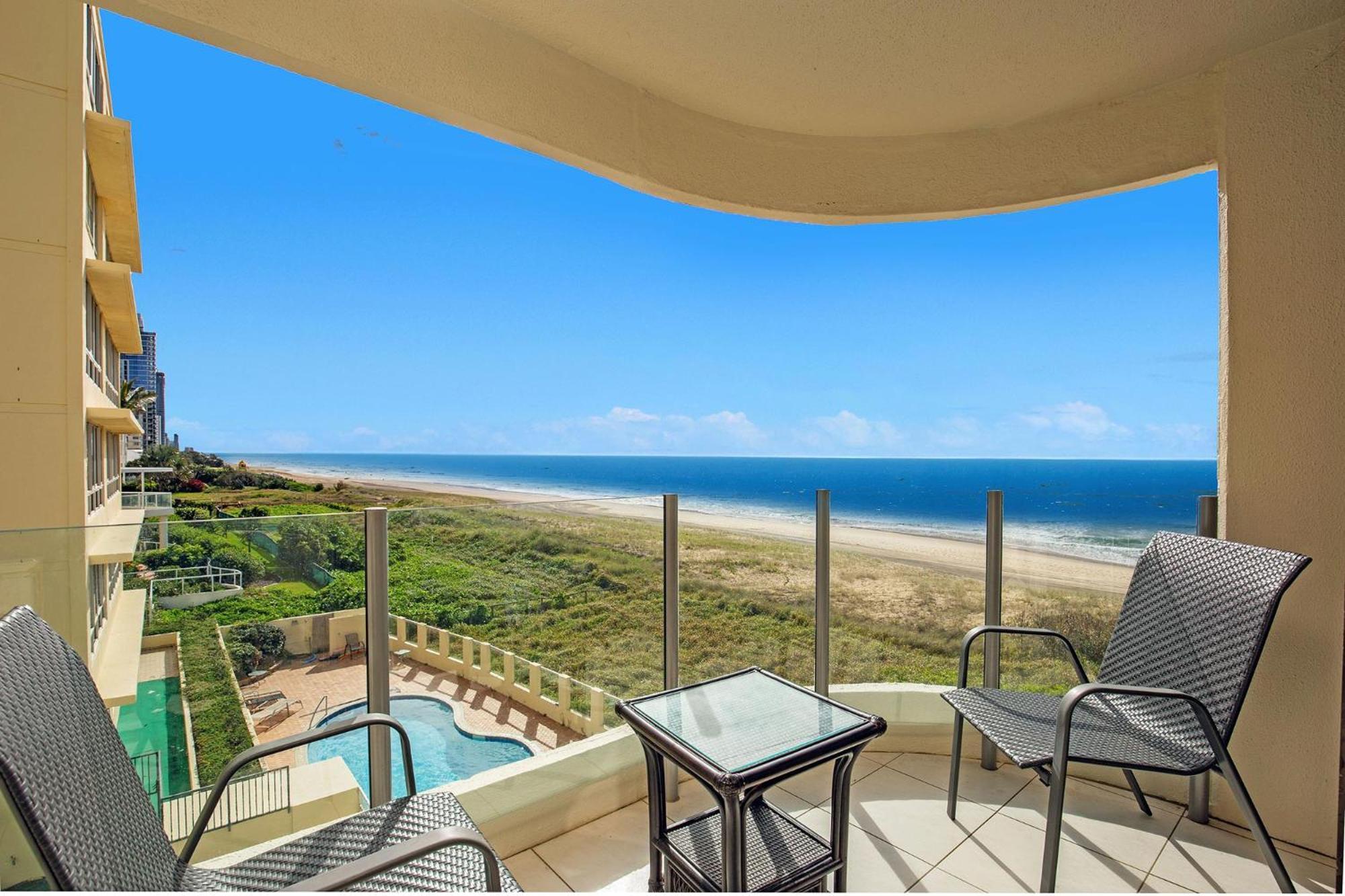 Dorchester On The Beach Gold Coast Exteriér fotografie
